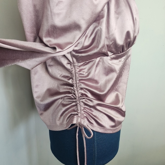 Madden NYC Satin Ruched Emma Top Balloon Sleeves - Picture 10 of 11